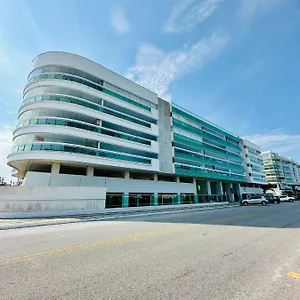 Apartamento 3 Quartos Em Frente A Do Cabo Frío